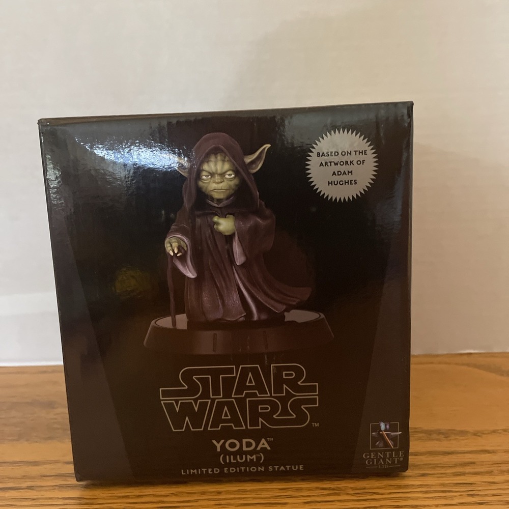 Star Wars Yoda Ilum Limited Edition Statue Adam Hughes Art Gentle Giant RARE!!!